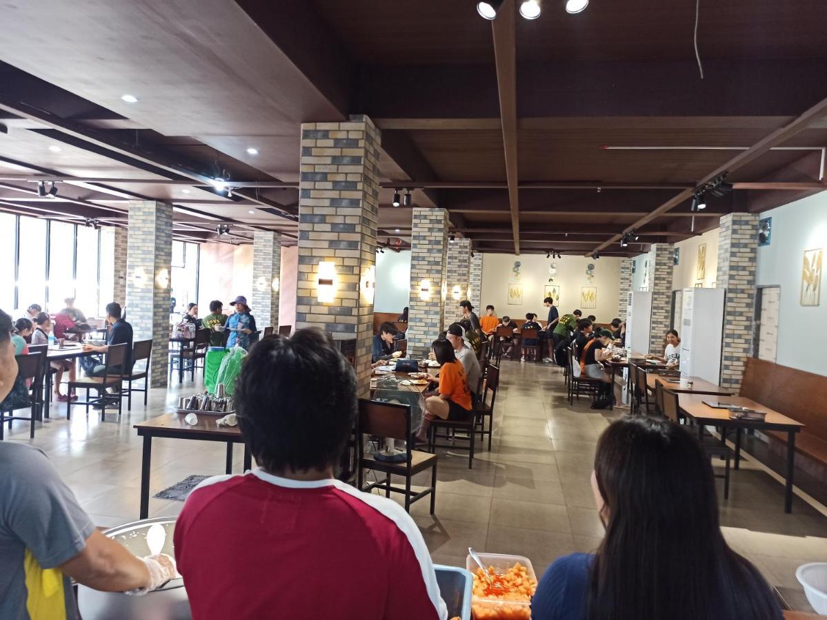 Emmaus Condotel Angeles Εξωτερικό φωτογραφία